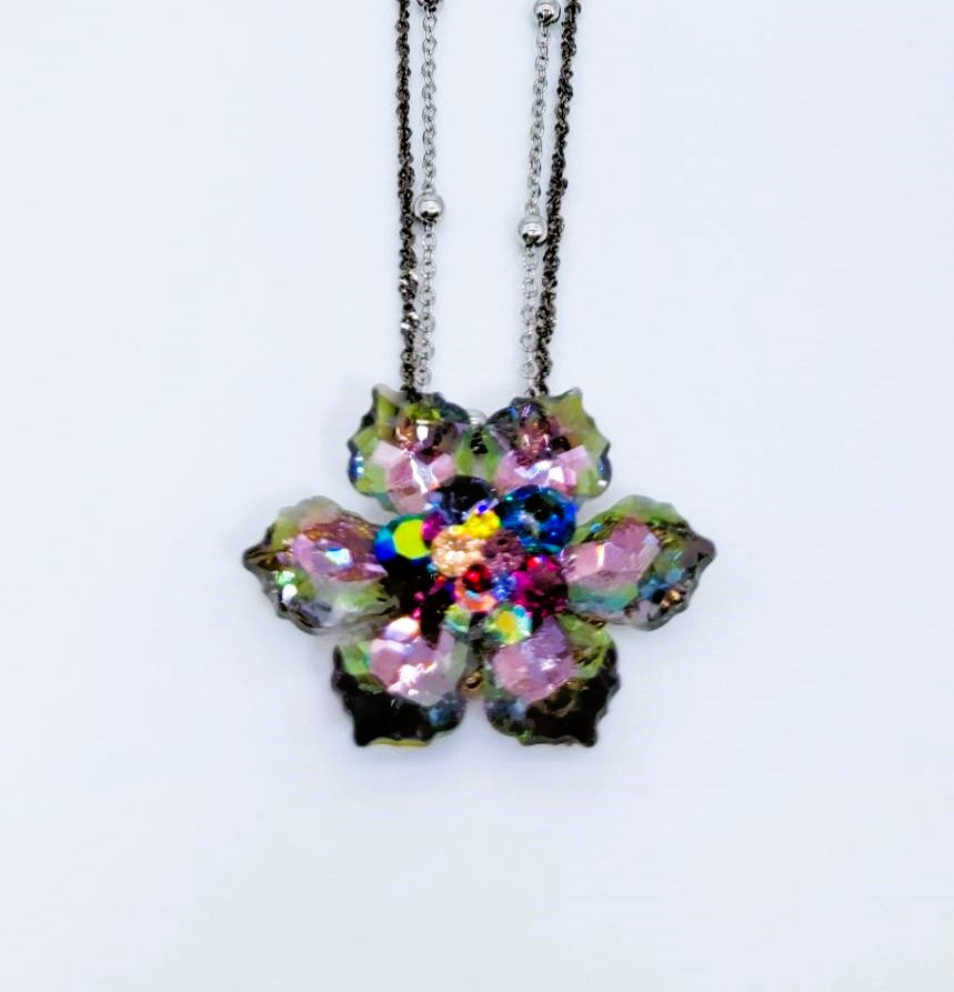 Necklace crystal flower rainbow