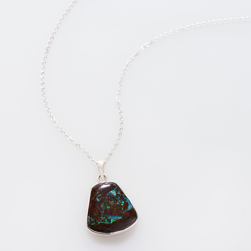 using natural iron opal necklace