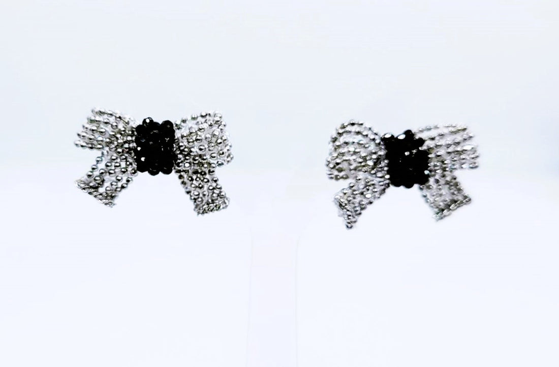 Pierced Ribbon lace Silver